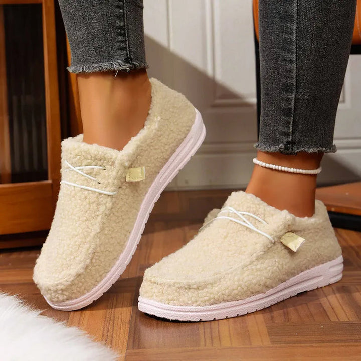 Women’s Cozy Slip-On Slippers - Warm Indoor Outdoor Comfort Shoes